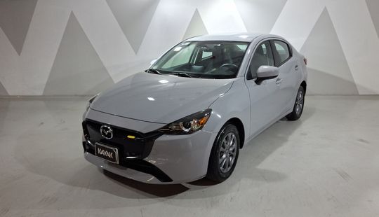 Mazda • Mazda 2