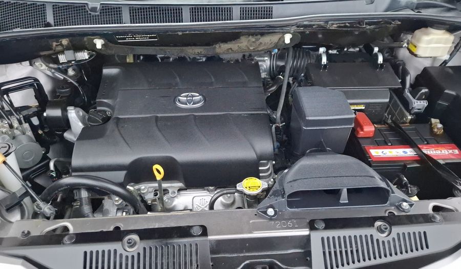 Toyota Sienna 3.5 XLE PIEL AT Minivan 2015