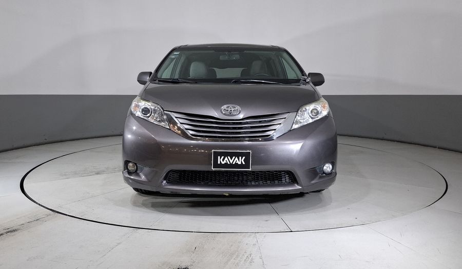 Toyota Sienna 3.5 XLE PIEL AT Minivan 2015
