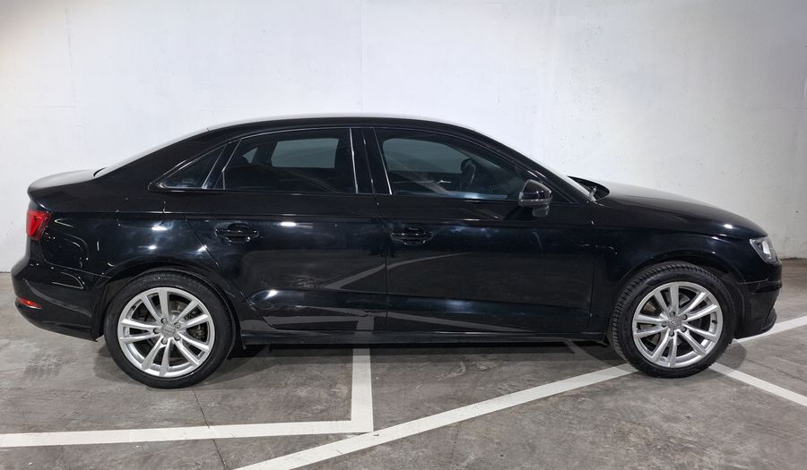 Audi A3 1.4 TFSI AMBIENTE S TRONIC Hatchback 2016