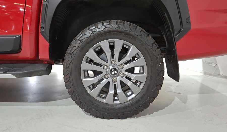 Mitsubishi L200 2.4 GLS LIMITED DIESEL AUTO 4WD Pickup 2025