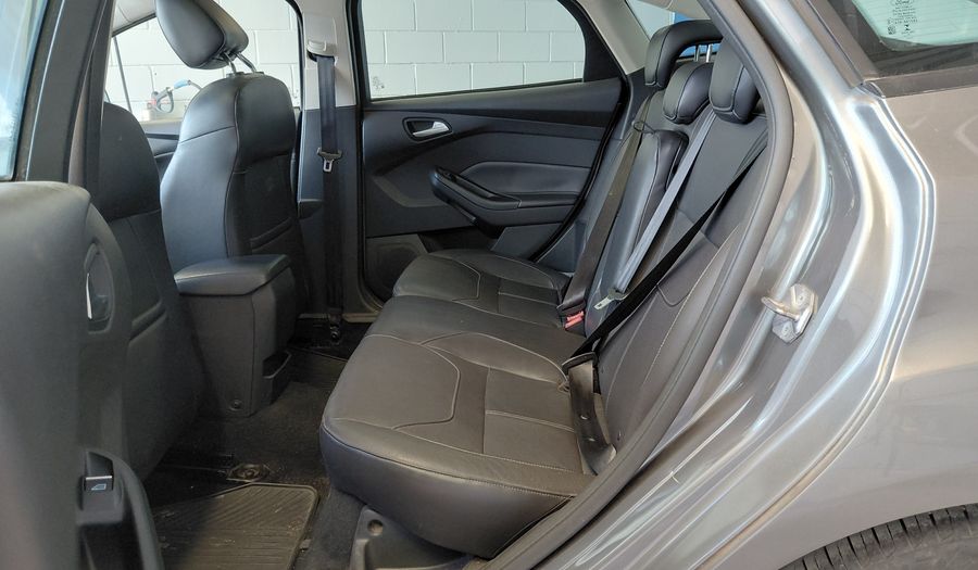 Ford Focus Iii 2.0 SE PLUS POWERSHIFT Sedan 2015