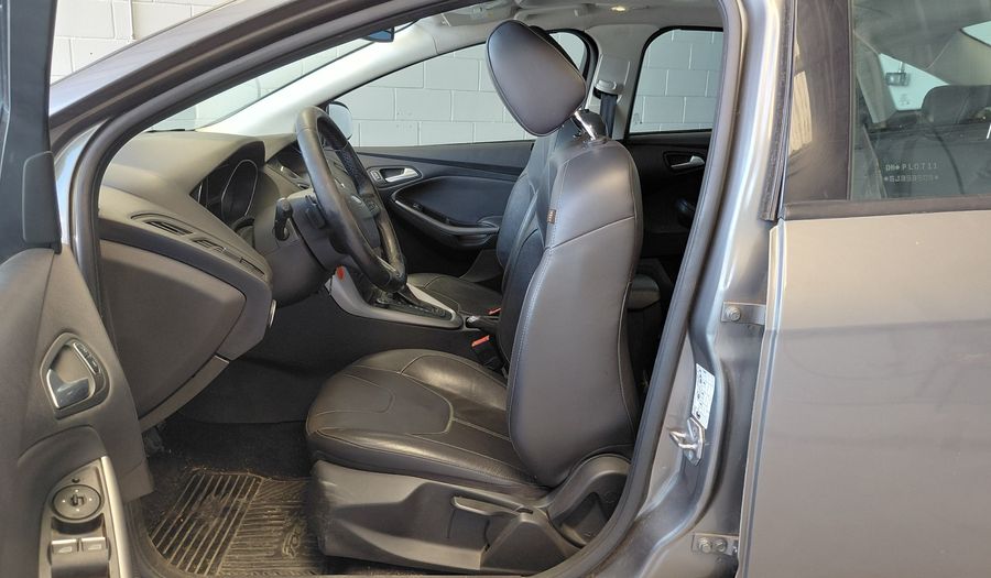 Ford Focus Iii 2.0 SE PLUS POWERSHIFT Sedan 2015