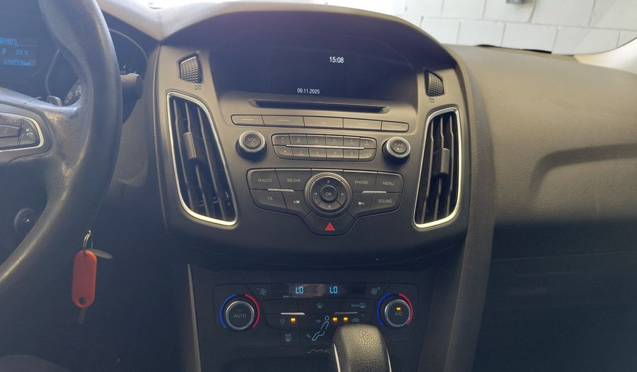 Ford Focus Iii 2.0 SE PLUS POWERSHIFT Sedan 2015