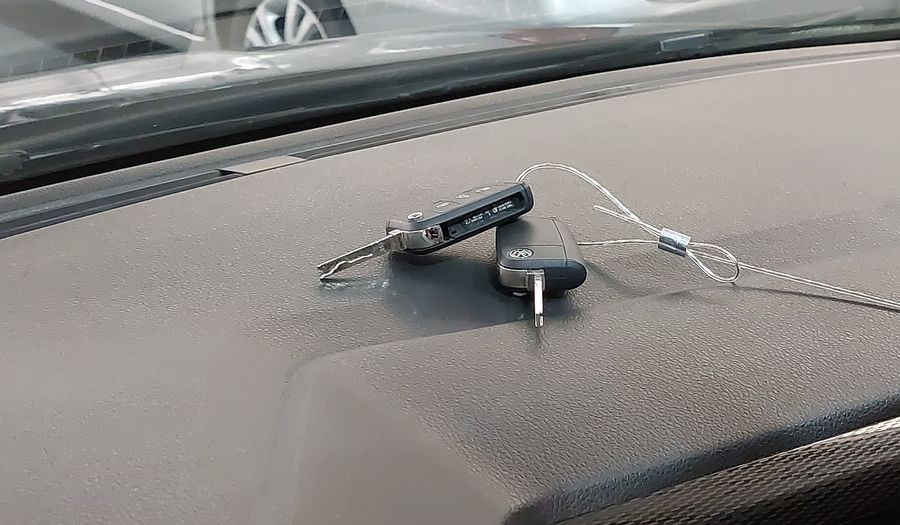 Volkswagen Polo 1.0 TSI COMFORTLINE AT Hatchback 2025