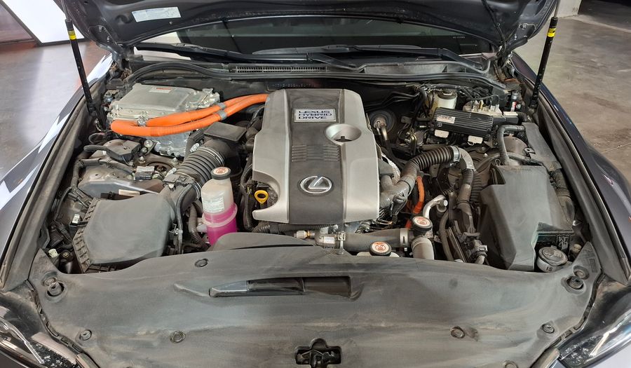 Lexus Is 2.5 300H LUXURY AUTO Sedan 2020