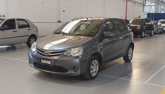 Toyota • Etios