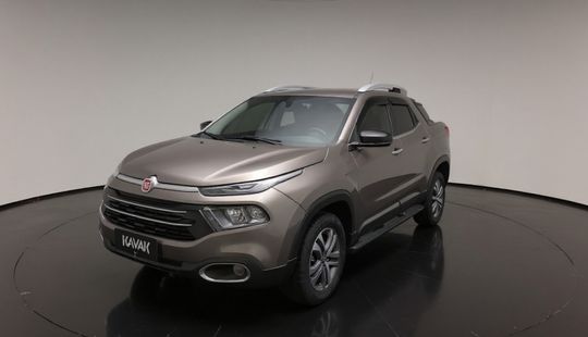 Fiat • Toro