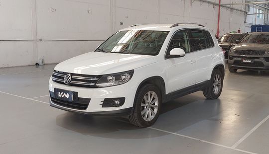 Volkswagen • Tiguan