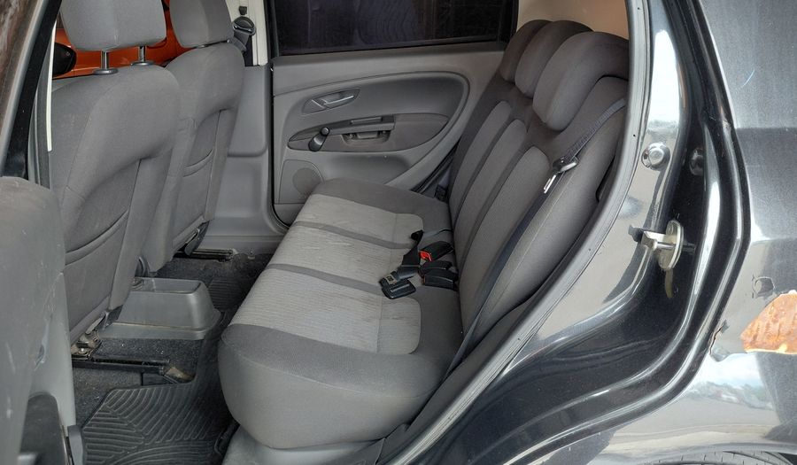 Fiat Punto 1.4 ATTRACTIVE 5P Hatchback 2012