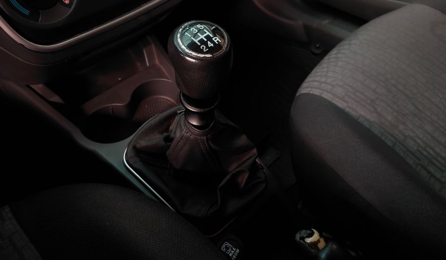 Fiat Punto 1.4 ATTRACTIVE 5P Hatchback 2012