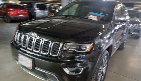 Jeep • Grand Cherokee