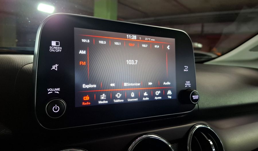 Fiat Cronos 1.8 PRECISION Sedan 2022