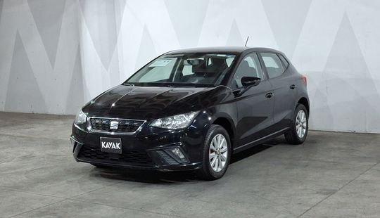 2018 • 158,646 km • Manual