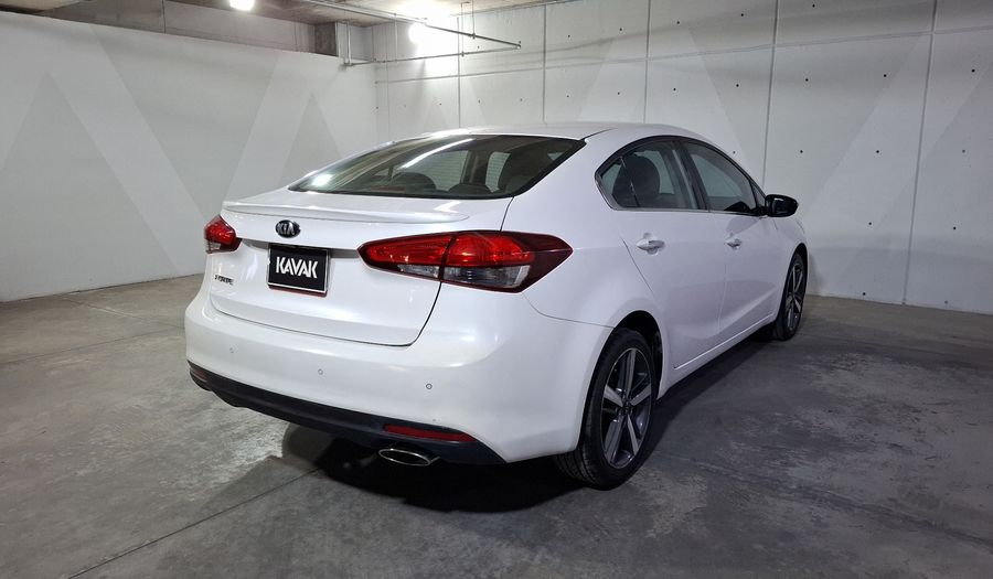 Kia Forte 2.0 SX AT Sedan 2017