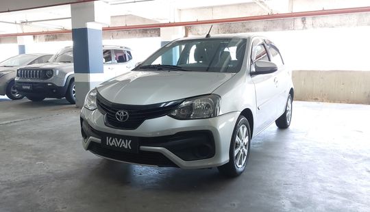 Toyota • Etios