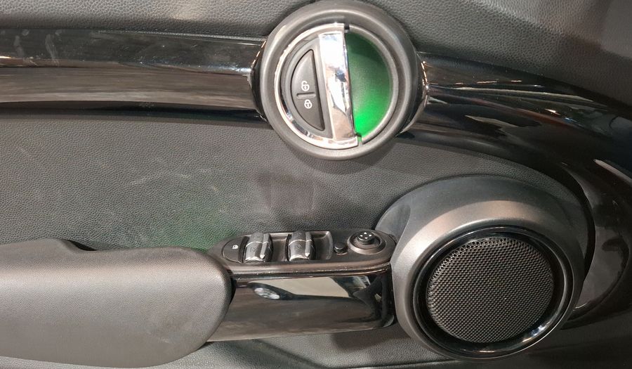 Mini Cooper 1.5 COOPER CHILI AT Hatchback 2017