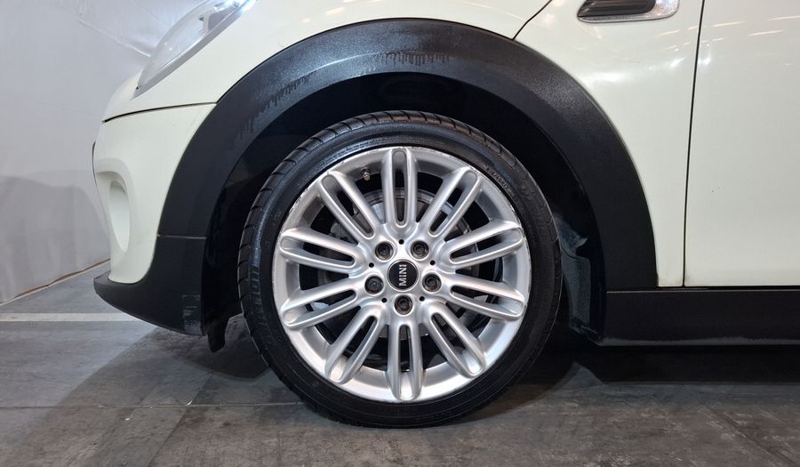 Mini Cooper 1.5 COOPER CHILI AT Hatchback 2017