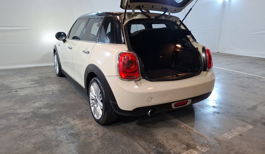 Mini Cooper 1.5 COOPER CHILI AT Hatchback 2017