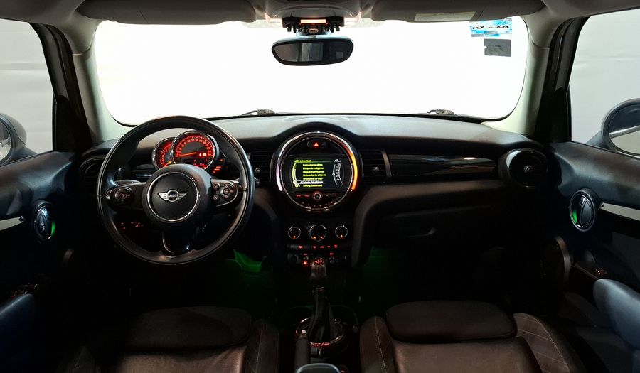 Mini Cooper 1.5 COOPER CHILI AT Hatchback 2017