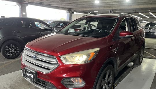 Ford • Escape