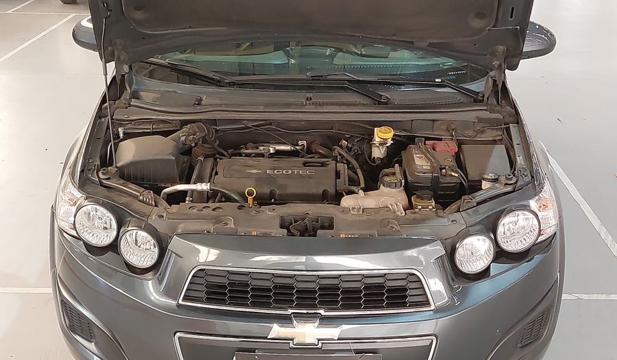 Chevrolet Sonic LT Hatchback 2013