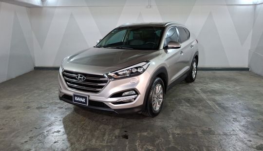 Hyundai • Tucson