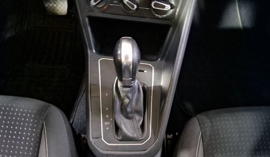 Volkswagen Virtus 1.6 AUTO Sedan 2021