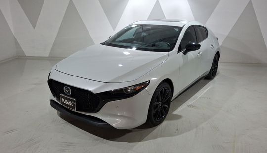 Mazda • Mazda 3