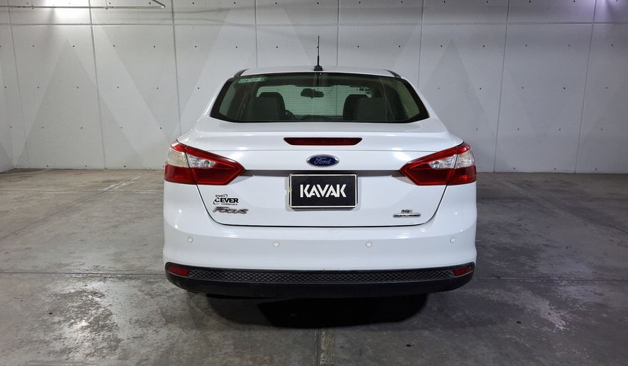 Ford Focus 2.0 SE AT Sedan 2014