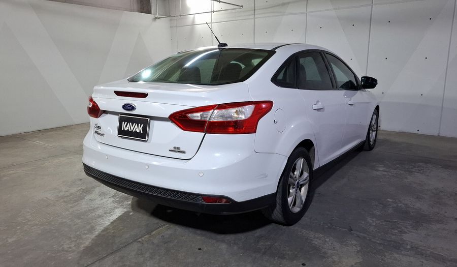 Ford Focus 2.0 SE AT Sedan 2014