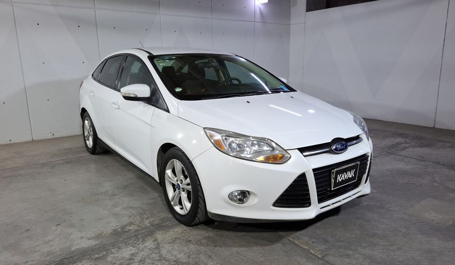Ford Focus 2.0 SE AT Sedan 2014