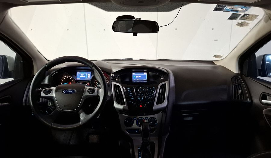 Ford Focus 2.0 SE AT Sedan 2014