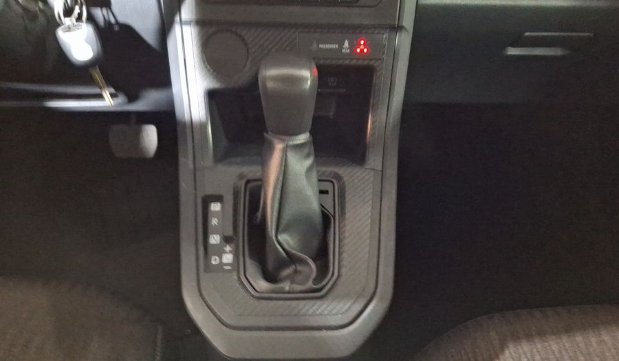 Toyota Avanza 1.5 XLE CVT Minivan 2023