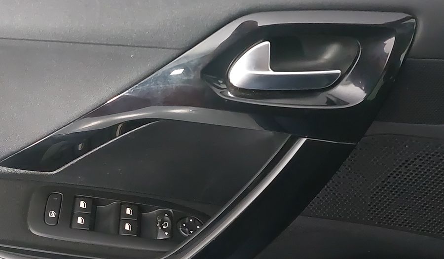 Peugeot 208 1.2 ALLURE PURETECH Hatchback 2019