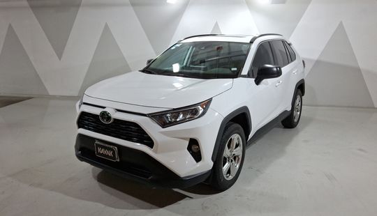 2021 • 42,000 km • Automático