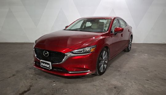 Mazda • Mazda 6
