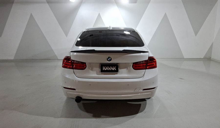 Bmw Serie 3 2.0 320IA Sedan 2015