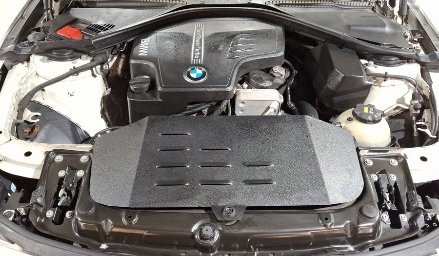 Bmw Serie 3 2.0 320IA Sedan 2015