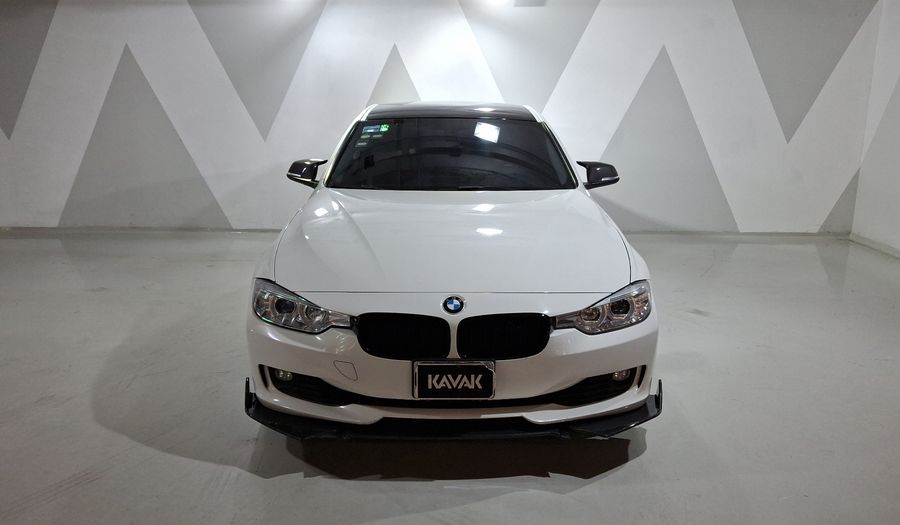Bmw Serie 3 2.0 320IA Sedan 2015