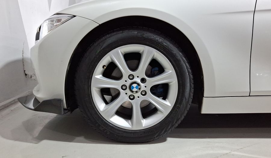 Bmw Serie 3 2.0 320IA Sedan 2015
