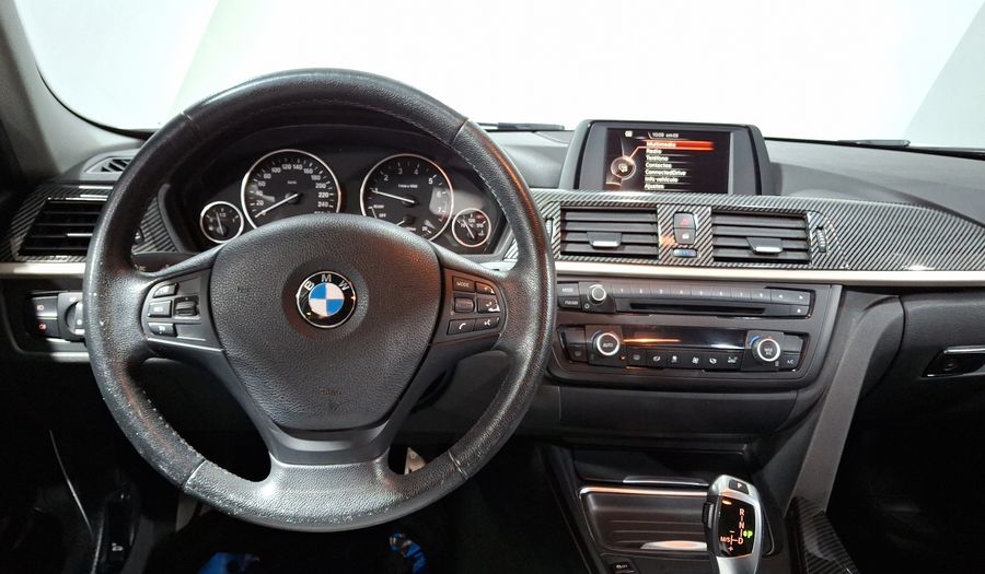 Bmw Serie 3 2.0 320IA Sedan 2015