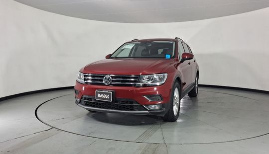 Volkswagen • Tiguan
