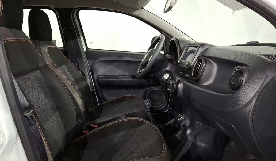 Fiat Mobi 1.0 TREKKING Hatchback 2023