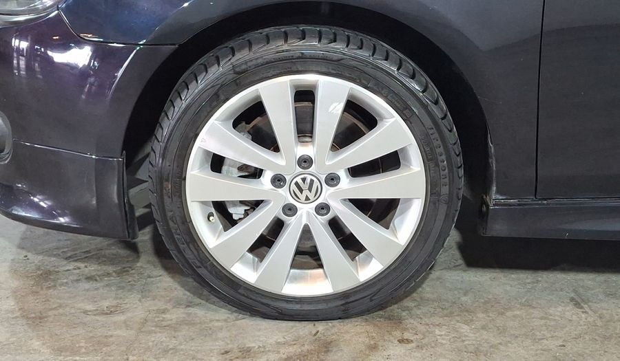 Volkswagen Golf 1.4 TURBO MT Hatchback 2013