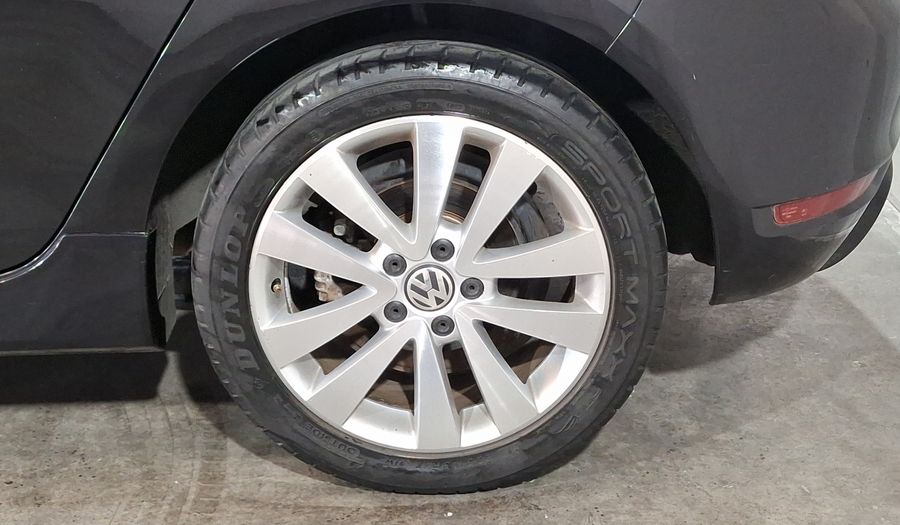 Volkswagen Golf 1.4 TURBO MT Hatchback 2013