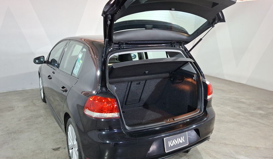 Volkswagen Golf 1.4 TURBO MT Hatchback 2013