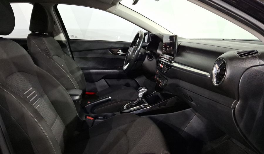 Kia Forte 2.0 EX IVT Sedan 2021