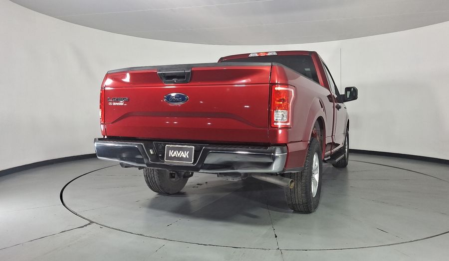 Ford Lobo 5.0 LOBO XLT REGULAR CAB 4X2 TA Pickup 2016