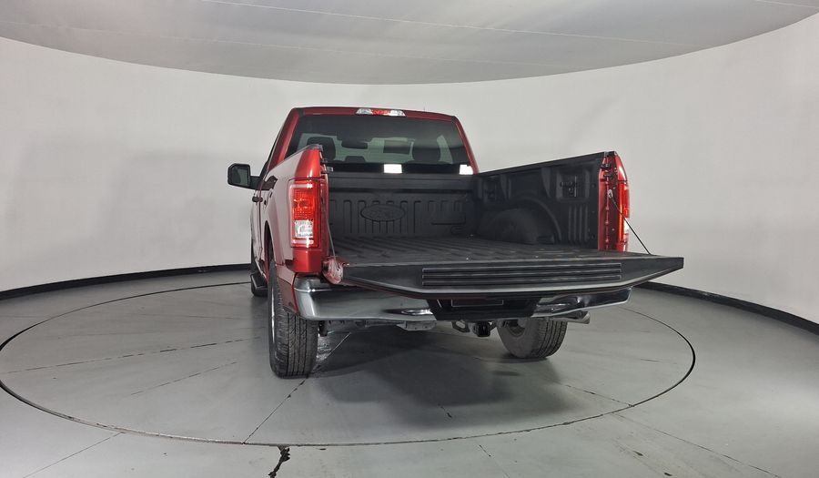 Ford Lobo 5.0 LOBO XLT REGULAR CAB 4X2 TA Pickup 2016
